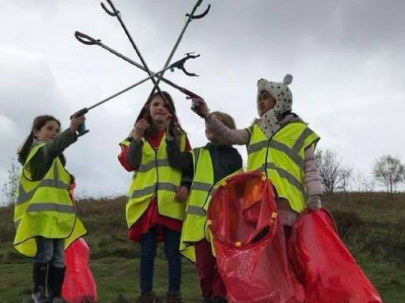 Children on a litterpick